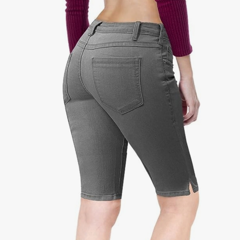 Butt Lifting Bermuda shorts size 22